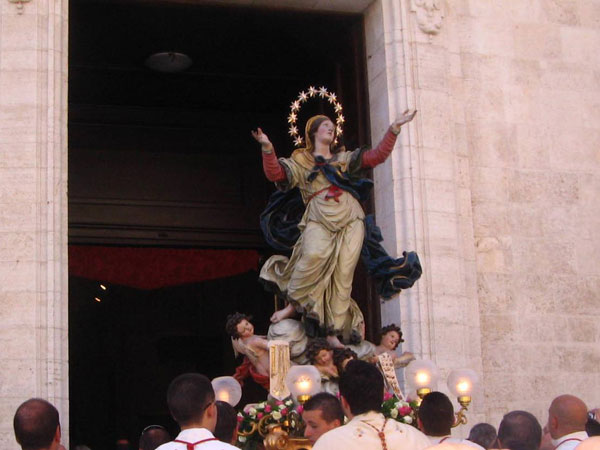 statua 2012 Confraternita di Maria SS. Assunta in Cielo