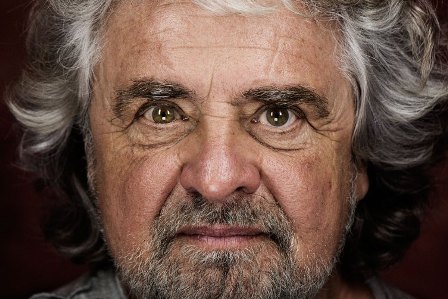 beppe-grillo-vi-deve-spiegazioni