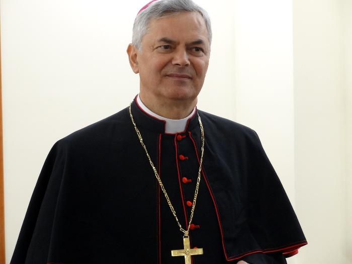Vescovo Mons. Domenico Cornacchia 1
