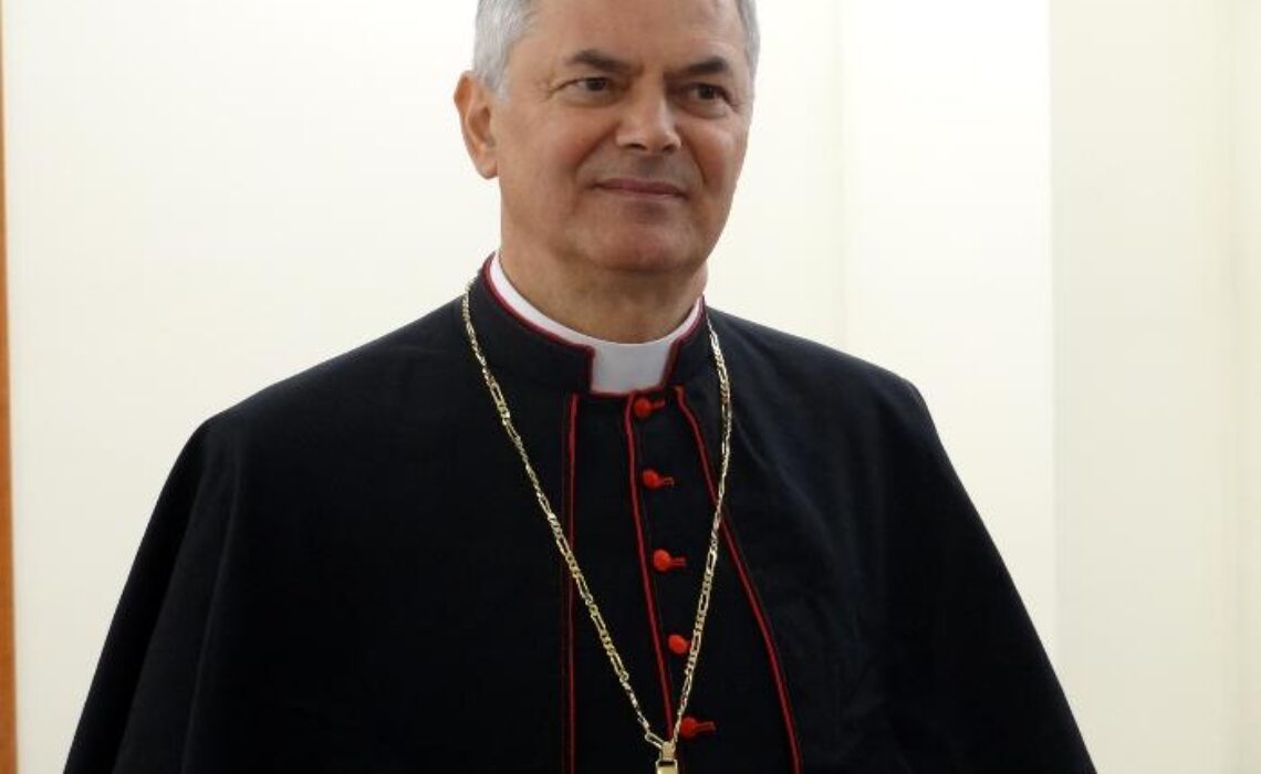 Vescovo Mons. Domenico Cornacchia 1