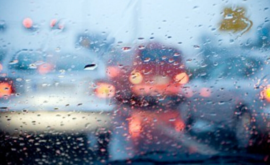 pioggia_vetro_auto